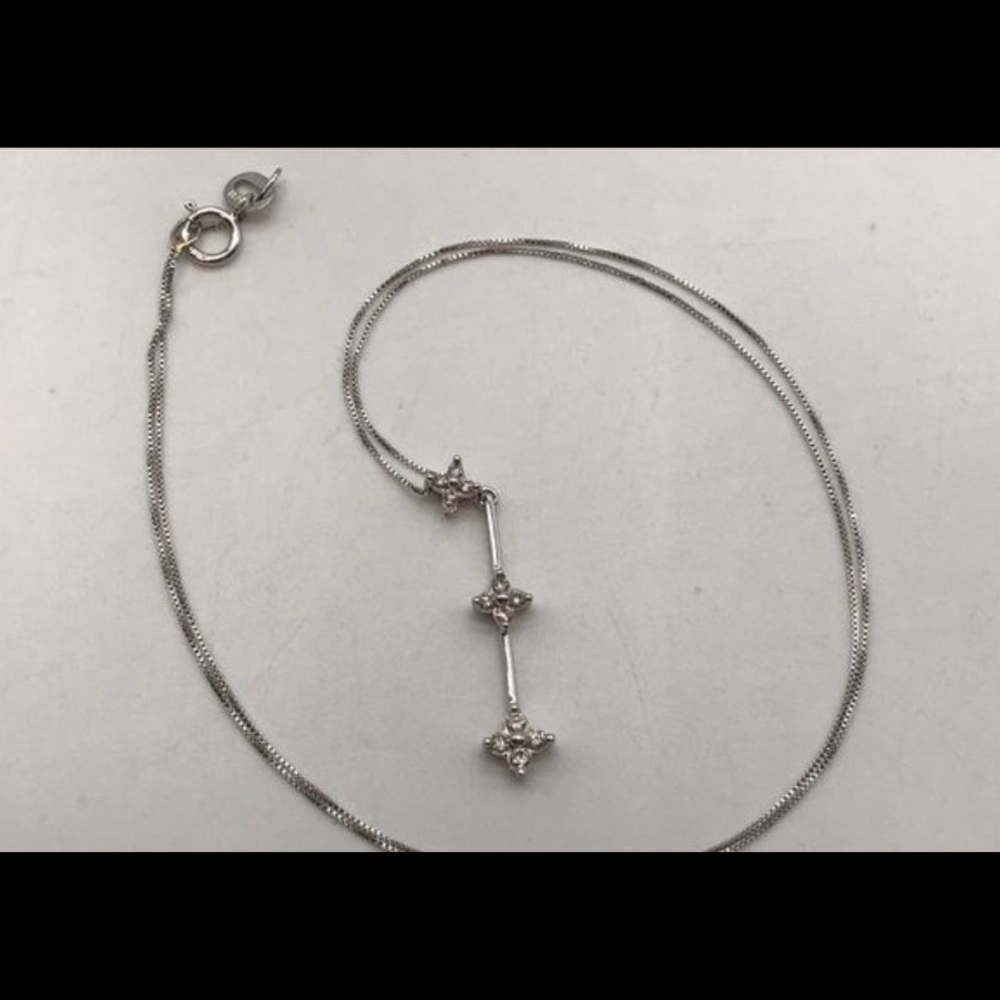 14K Italy Gold Diamond Triple Flower 15" Necklace